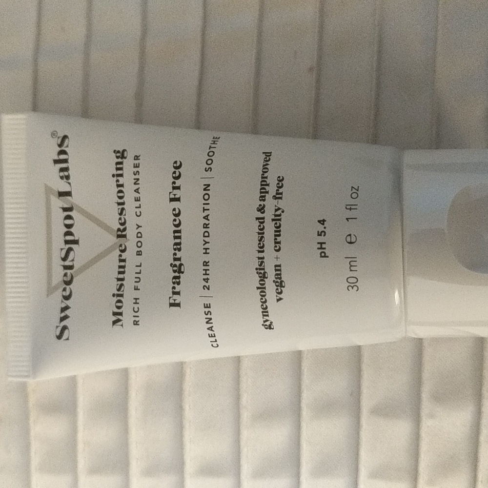 NWT Rich Full Body Cleanser
